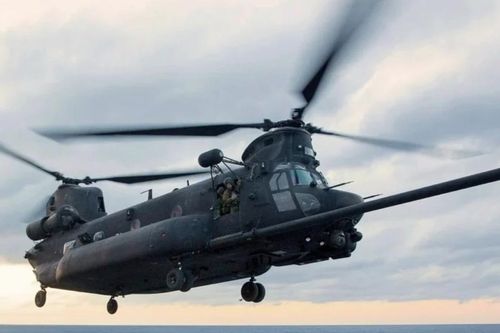 Trực thăng vận tải hạng nặng MH-47 Chinook có thể được biến thành 'trạm xăng bay'