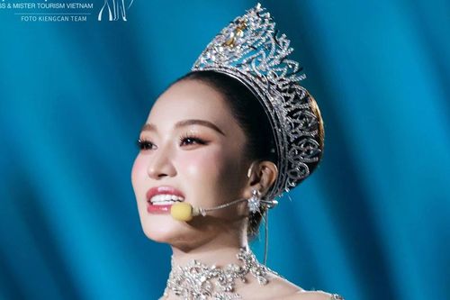 Hoa hậu Võ Cao Kỳ Duyên khép lại nhiệm kỳ với hình ảnh ngày càng trưởng thành