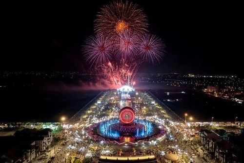 'Săn' pháo hoa, xem nhạc nước và những trải nghiệm không thể bỏ lỡ tại Ninh Bình hè này