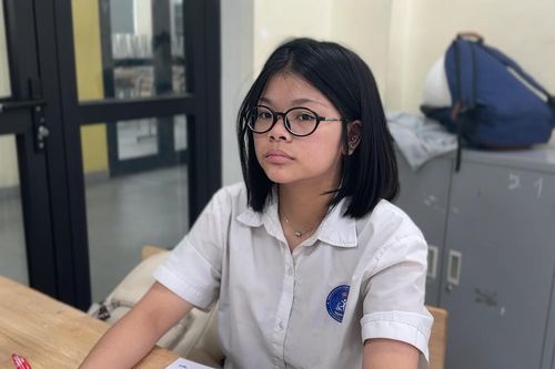 Học sinh lớp 9 tăng tốc ôn thi trước cuộc đua vào lớp 10 công lập