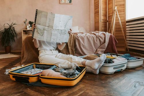 Vì sao để vali trong nhà tắm khi nhận phòng khách sạn?
