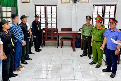 Khởi tố nhiều cán bộ cấu kết với doanh nghiệp rút ruột vốn trồng rừng tại Huế