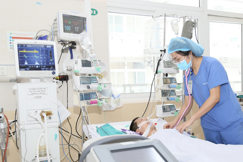 Cứu sống bé trai 12 tuổi đuối nước ở Hà Nội nhờ sơ cứu đúng cách