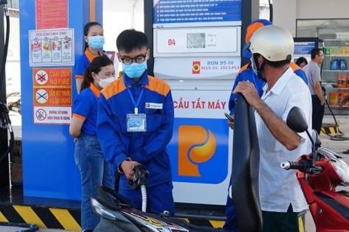 Đề xuất mới về giờ làm việc của lao động ngành xăng dầu