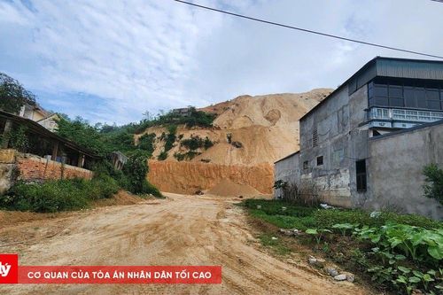 Mùa mưa bão cận kề, dự án chống sạt lở khẩn cấp lại án binh bất động
