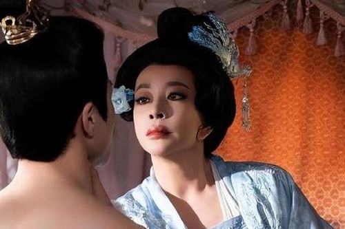 'Võ Tắc Thiên' Lưu Hiểu Khánh gây sốt với phim ngắn đạt 100 triệu view