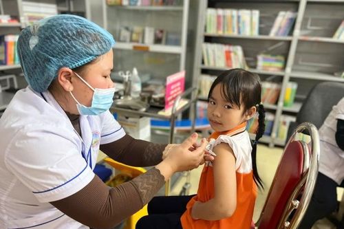 Rà soát lịch sử tiêm chủng đối với học sinh tiểu học từ 1/7
