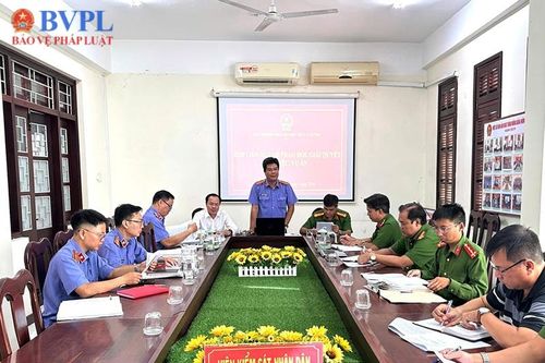 VKSND Khu vực 5, TP Cần Thơ họp liên ngành tháo gỡ vướng mắc nhiều vụ án phức tạp