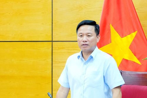Bàn giải pháp chỉnh trang đô thị, đảm bảo trật tự an toàn giao thông trên địa bàn đô thị Vinh