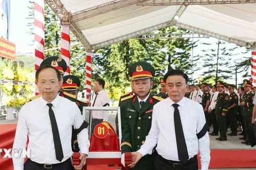 Lễ truy điệu và an táng hài cốt liệt sỹ tại tỉnh Hà Tĩnh
