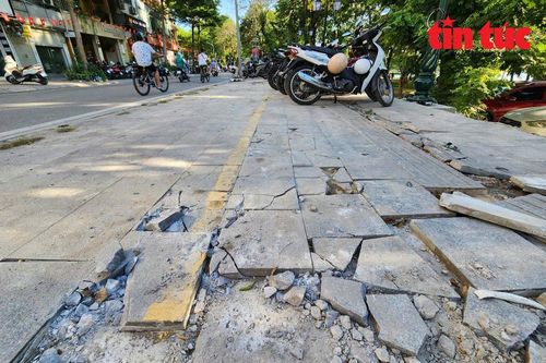 Phường Hai Bà Trưng báo cáo Thường trực Thành ủy Hà Nội vụ 'đục phá' đá lát vỉa hè
