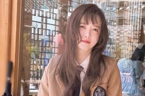 Nữ diễn viên Goo Hye Sun khoe vẻ ngoài như 'hack tuổi' khiến dân tình trầm trồ