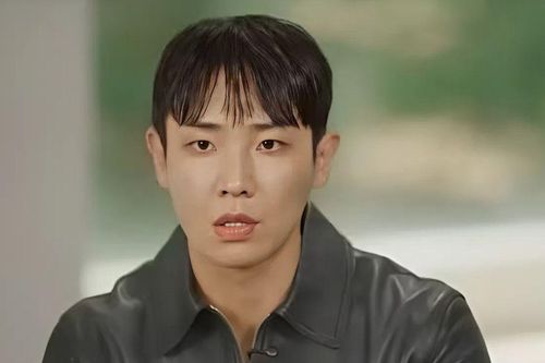 Tuổi thơ cơ cực của Lee Joon khiến khán giả nghẹn lòng