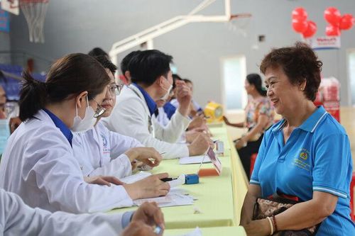 Lan tỏa mô hình hay từ học Bác