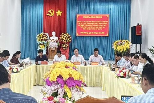 Giám sát việc thực hiện chính sách đối với đội ngũ cán bộ, công chức, viên chức người dân tộc thiểu số tại xã Châu Phong