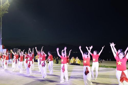 Sôi động dân vũ 'Nhịp sống Thanh Khê - Điểm hẹn văn hóa thể thao cộng đồng'