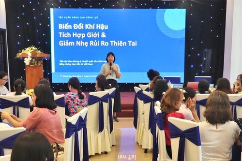 Nâng cao năng lực phụ nữ trong công tác lập kế hoạch phòng, chống thiên tai