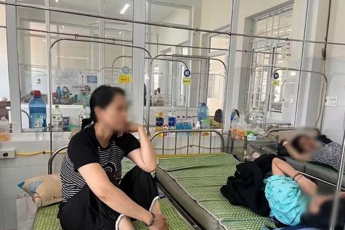 Gia Lai: 39 người nghi ngộ độc sau khi ăn bánh mì