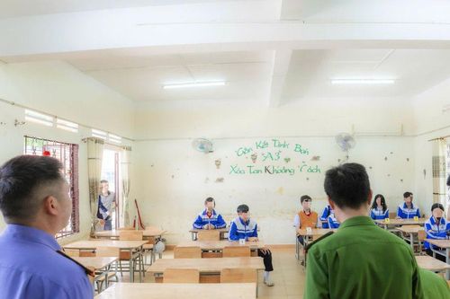 Khởi tố vụ án bạo lực học đường khiến nam sinh lớp 8 tự tử
