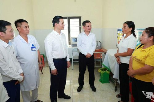 Đưa các thiết chế văn hóa, y tế hoạt động ngày càng thực chất