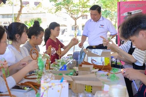'Ngày hội Xanh - Chung tay vì môi trường bền vững'