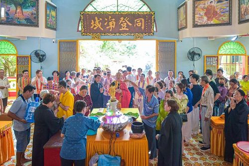 Nét đẹp đón mừng Phật đản của cộng đồng người Hoa tại TP.HCM