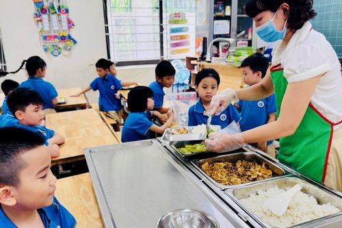 Hà Nội: Siết chặt bữa ăn bán trú bằng quy trình 'khép kín' 10 bước