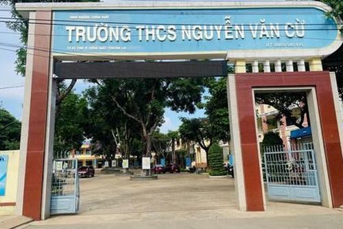 Học sinh lớp 8 mang rìu vào lớp đánh bạn chấn thương đầu