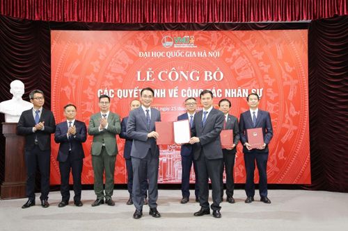 GS.TS Chử Đức Trình giữ chức Hiệu trưởng Trường Đại học Công nghệ - ĐHQGHN