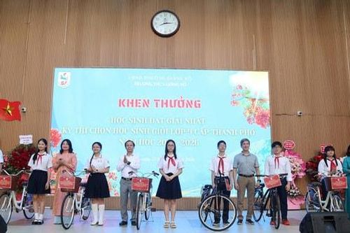 Dấu ấn hành trình gieo hạt tri thức, nuôi dưỡng hạnh phúc ở trường THCS Giảng Võ
