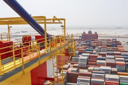 AI gỡ 'nút thắt' chi phí logistics