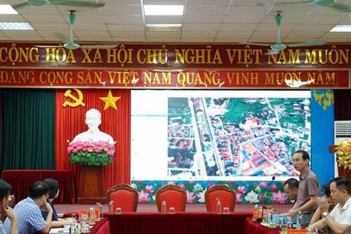 Bàn giao mốc giới Dự án Trục không gian Quốc lộ 1A qua các xã Thường Tín, Hồng Vân, Thượng Phúc