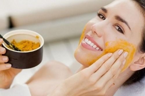 5 cách làm mặt nạ trị mụn đầu đen tại nhà từ nguyên liệu tự nhiên