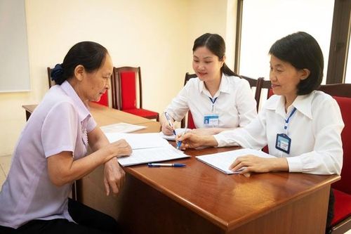 Cán bộ y tế tham gia tiếp công dân được hưởng chế độ bồi dưỡng từ 1/7