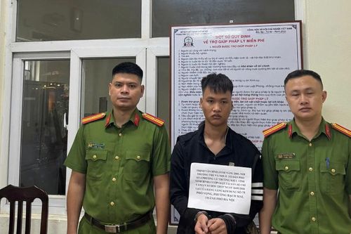 Kịp thời bắt giữ đối tượng cướp tiệm vàng tại phố Vọng