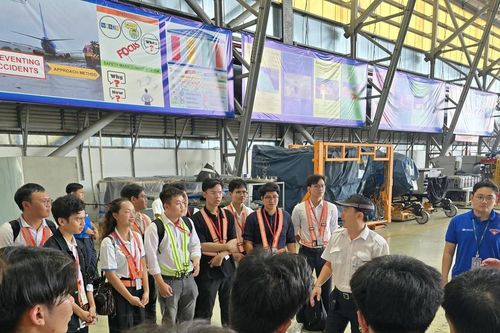 Chọn ngành học gì để không lỗi thời?
