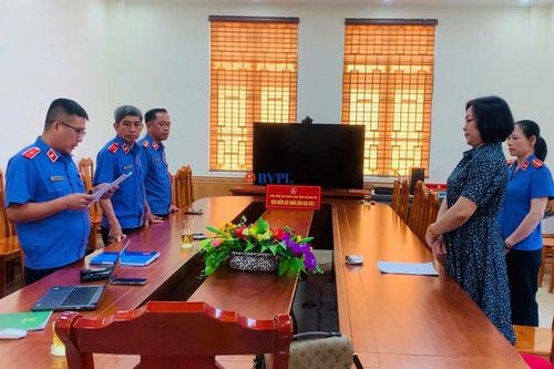 Khởi tố, bắt tạm giam cựu Chi cục trưởng Chi cục Thi hành án dân sự thành phố Đồng Hới