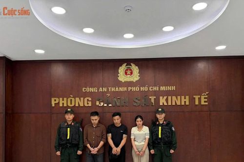 Chủ quán bar Revo cùng 2 thuộc cấp bị khởi tố vì trốn thuế