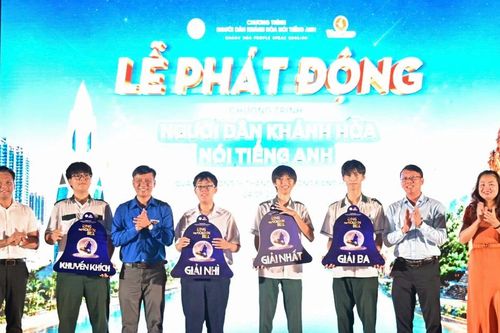 Khánh Hòa phát động phong trào người dân nói tiếng Anh