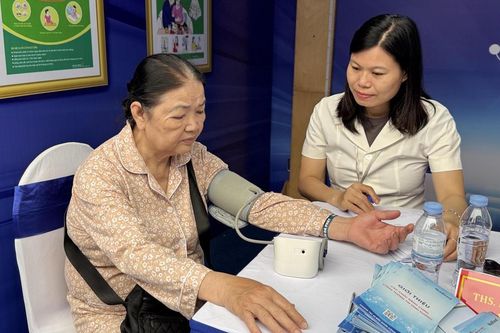 Chủ động phòng bệnh từ lối sống lành mạnh