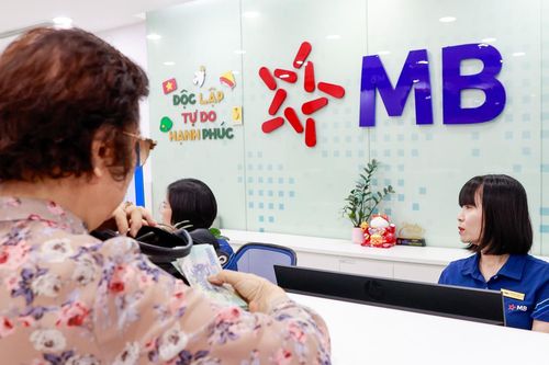 Lãi suất ngân hàng hôm nay 26/5/2026: Ông lớn hạ lãi suất, mức 7,2%/năm biến mất