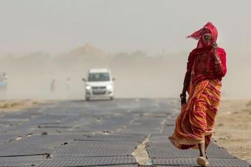 'Cuộc chiến sống còn' ở nơi nắng nóng vượt ngưỡng 45 độ C