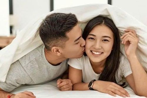 Làm sao biết một cặp đôi có hợp nhau về 'chuyện ấy' hay không?