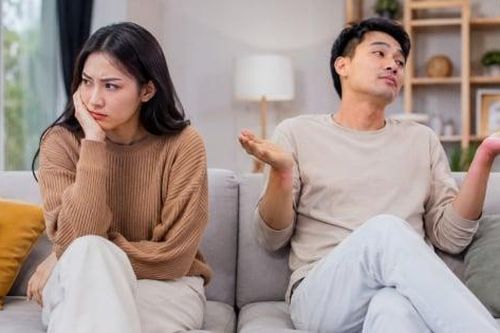 Phát bực khi sống cùng người 'tùy em, sao cũng được'