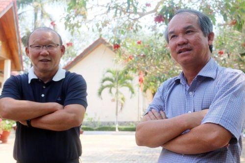 HLV Park Hang Seo không chia tay bóng đá Việt Nam