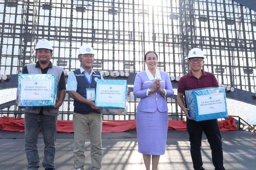 Sự giao thoa của văn hóa, thời gian và cảm xúc