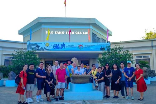 Đoàn famtrip thị trường Úc khảo sát du lịch Quy Nhơn - Gia Lai