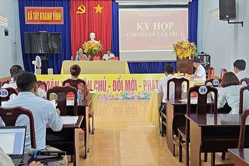Kỳ họp chuyên đề lần thứ I, HĐND xã Tây Khánh Vĩnh khóa II