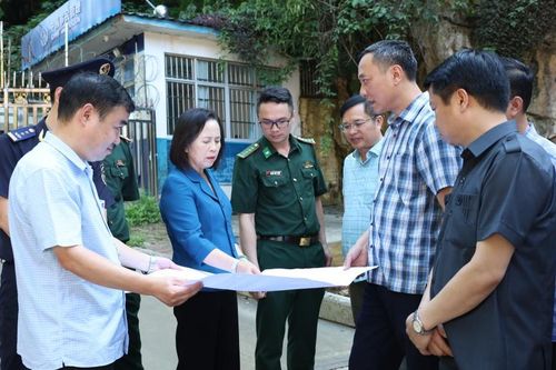 Lãnh đạo tỉnh làm việc với các xã thuộc huyện Văn Lãng cũ