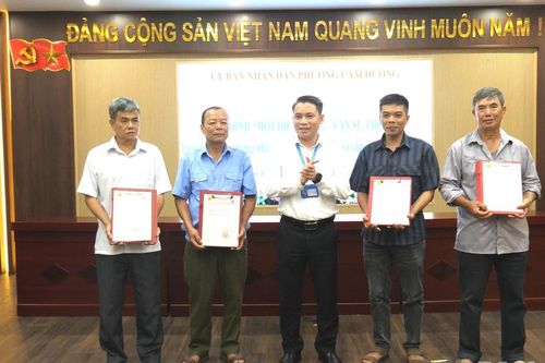 Phường Cam Đường ra mắt mô hình 'Một điểm dừng - Vạn sự thông'